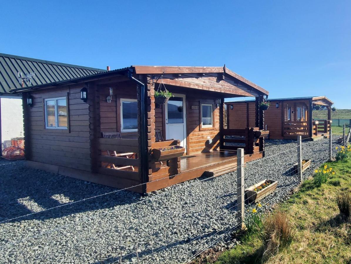 Harlosh Log Cabins ダンヴェガン エクステリア 写真