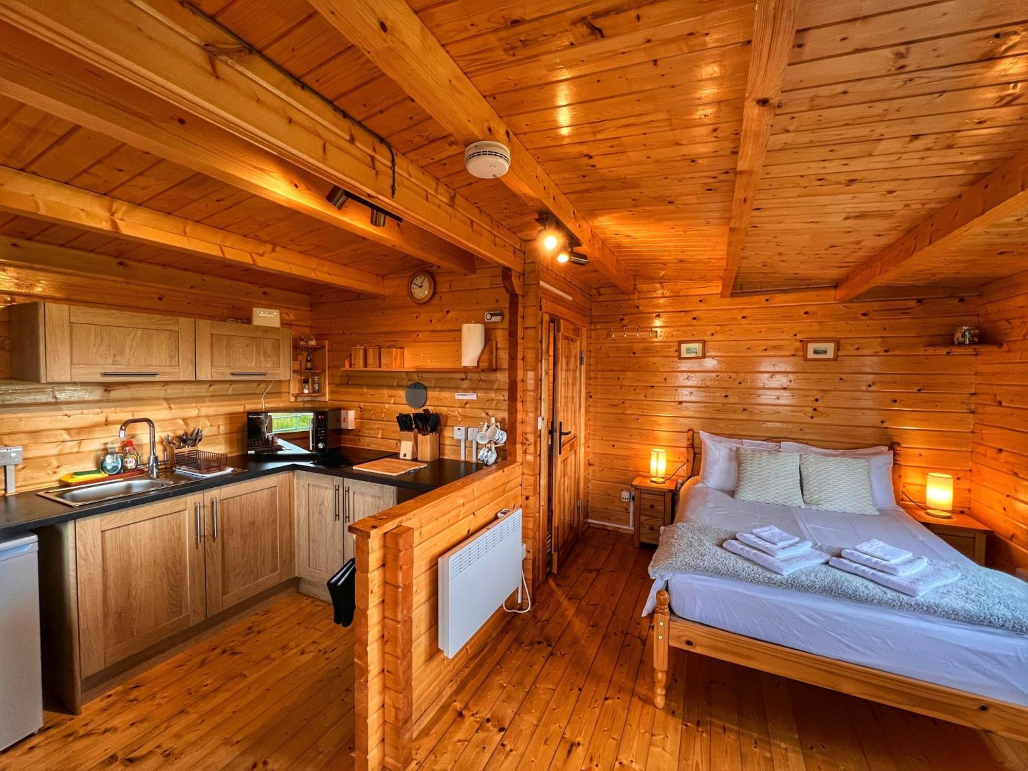 Harlosh Log Cabins ダンヴェガン 部屋 写真