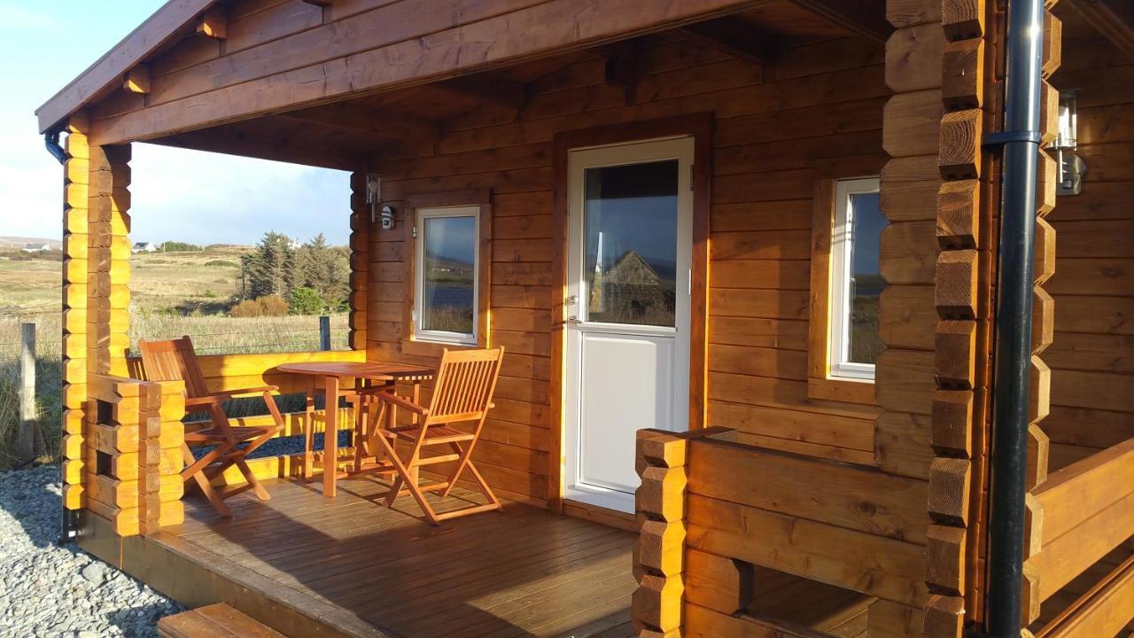 Harlosh Log Cabins ダンヴェガン エクステリア 写真